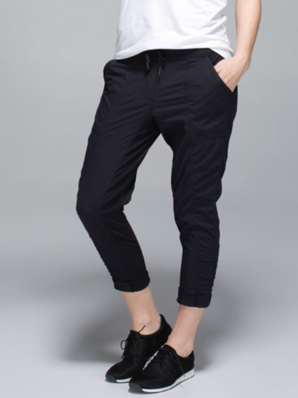 Lululemon Street to Studio Pant Black Unlined Size 4 Jogger Activewear